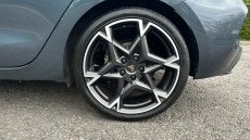 CUPRA Leon 1.5 eTSI 150 V2 5dr DSG Petrol Hatchback